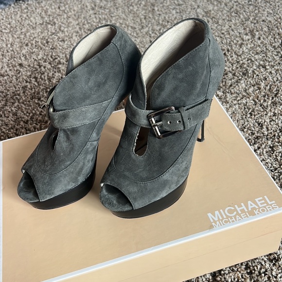Michael Kors Suede Heels - Picture 8 of 8